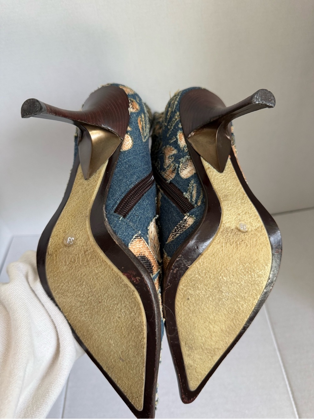 Roberto Cavalli Blue Denim 3D Floral Pointed-Toe Ankle Boots Embroidery 2000’s - Picture 5 of 11